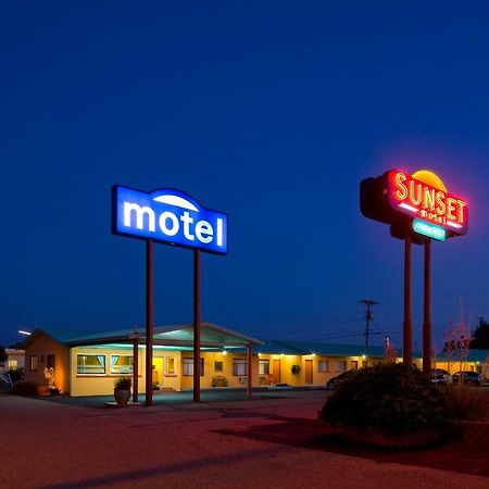 Sunset Motel Moriarty Екстериор снимка