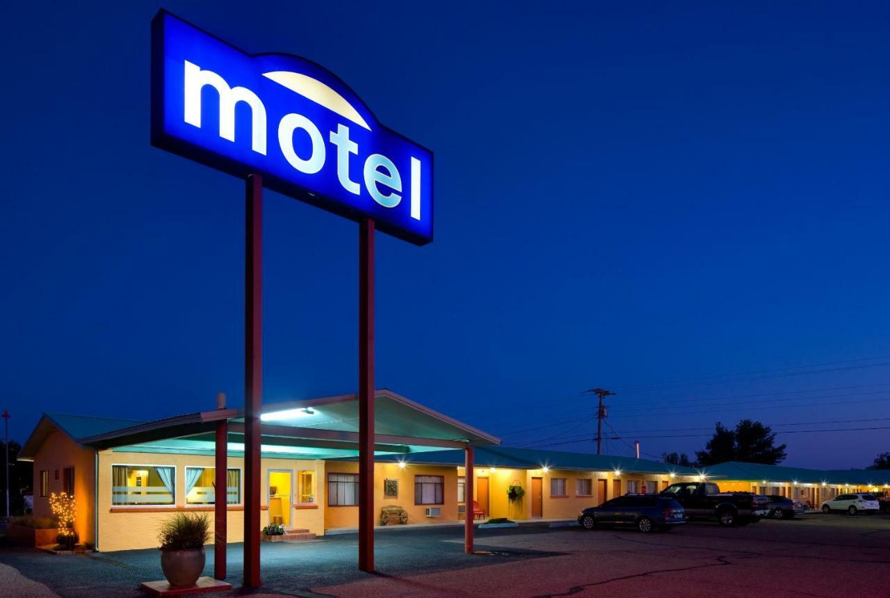 Sunset Motel Moriarty Екстериор снимка